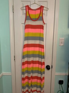 Gap multi stripe diva pink sleeveless maxi dress. Size XS